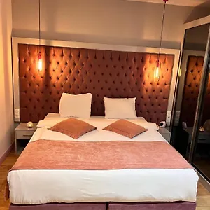 Bed & Breakfast Paris Luxury - Cdg Aeroport, Roissy-en-France